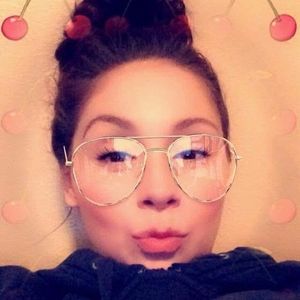 Meet your Posher, Bethany